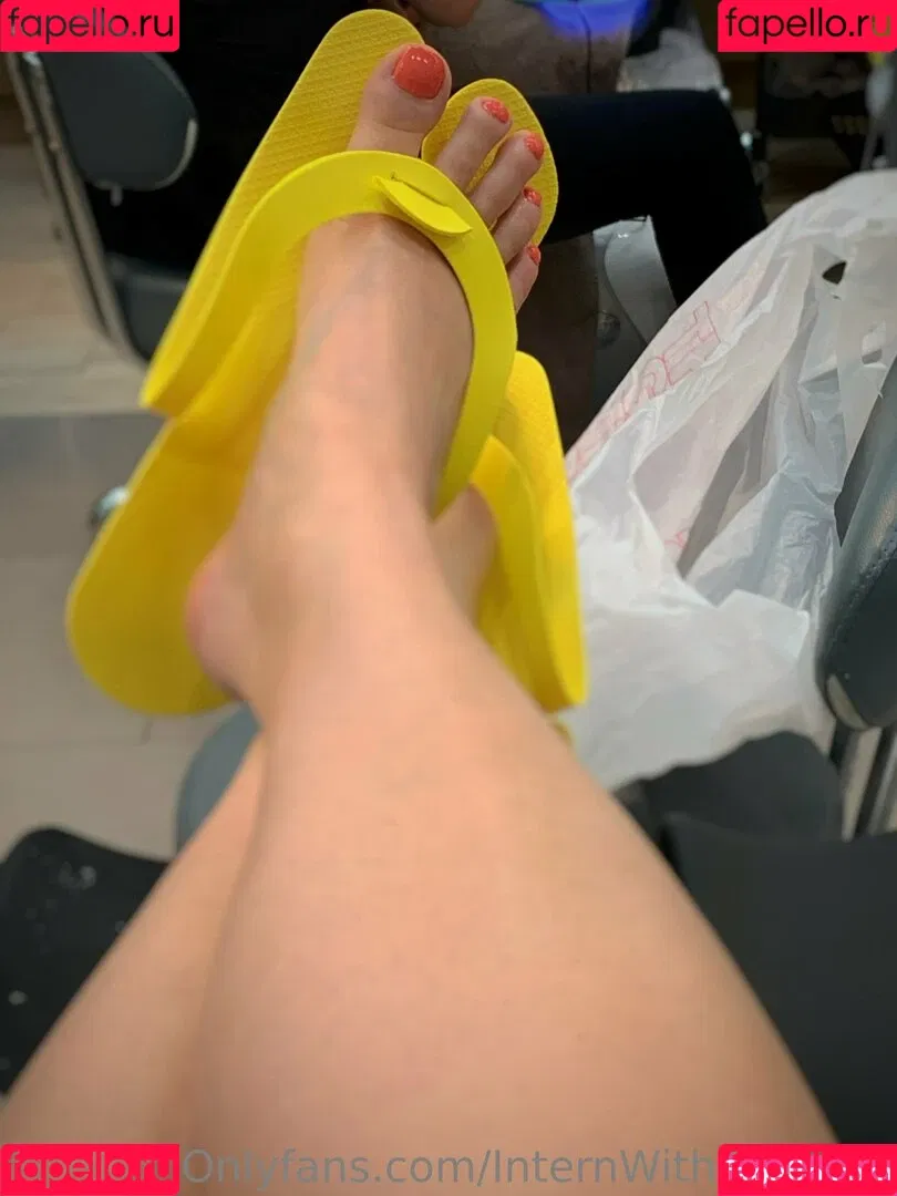 internwithbenefits Onlyfans Photo Gallery 