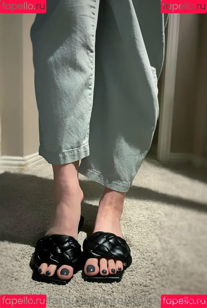 internwithbenefits Onlyfans Photo Gallery 