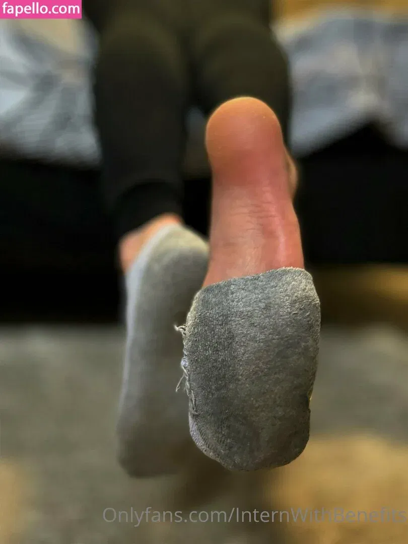 internwithbenefits Onlyfans Photo Gallery 