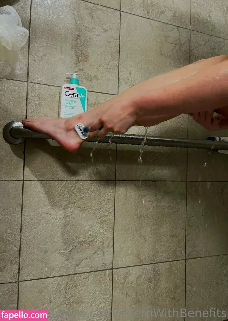 internwithbenefits Onlyfans Photo Gallery 