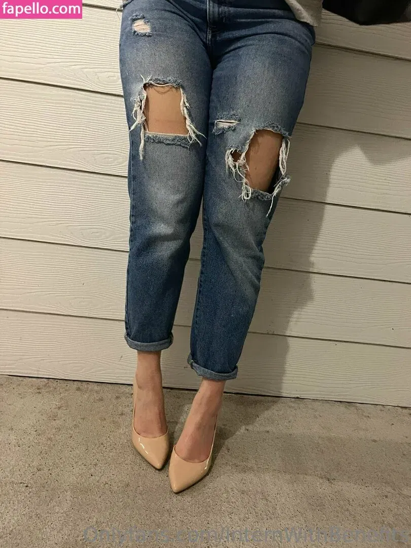 internwithbenefits Onlyfans Photo Gallery 