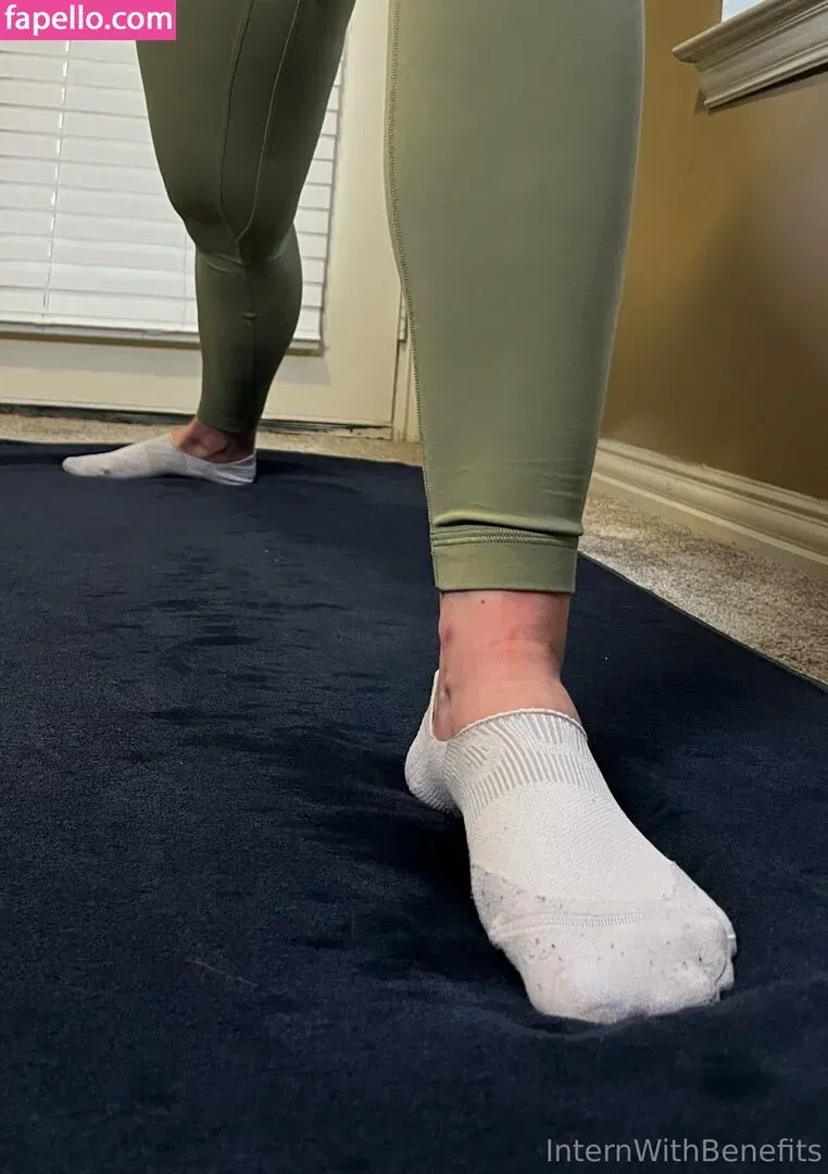 internwithbenefits Onlyfans Photo Gallery 