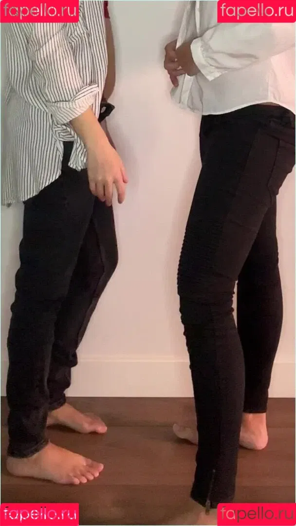 Veronica & Olivia Onlyfans Photo Gallery 