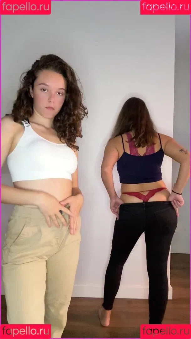 Veronica & Olivia Onlyfans Photo Gallery 