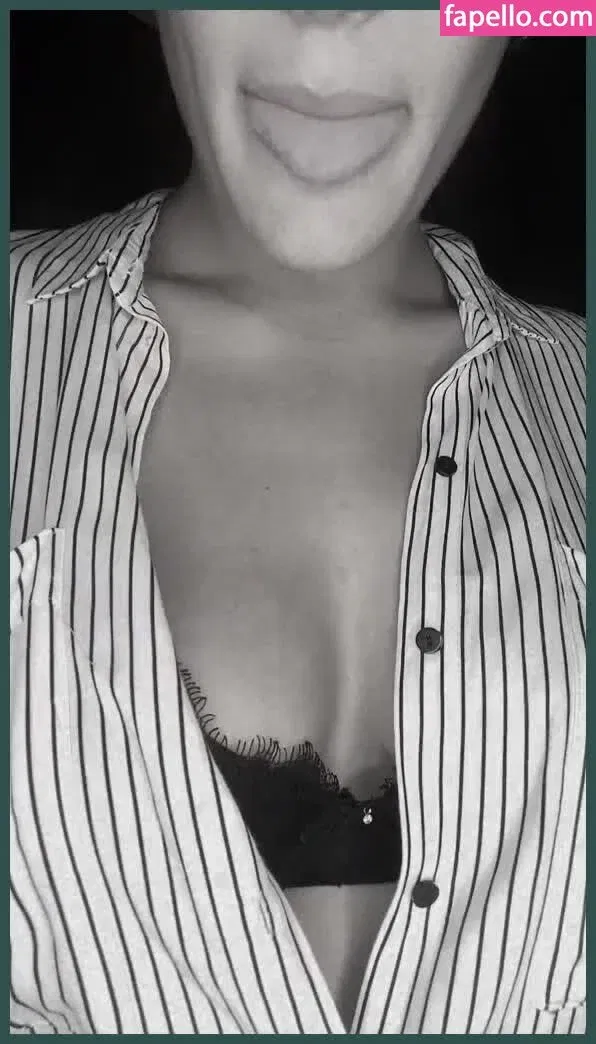 Veronica & Olivia Onlyfans Photo Gallery 