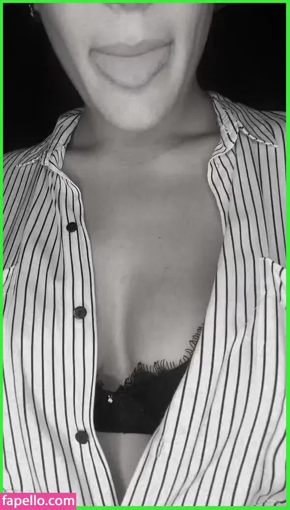 Veronica & Olivia Onlyfans Photo Gallery 