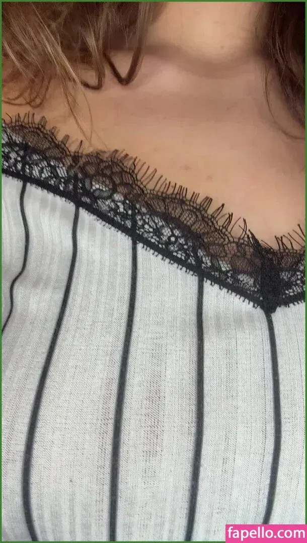 Veronica & Olivia Onlyfans Photo Gallery 