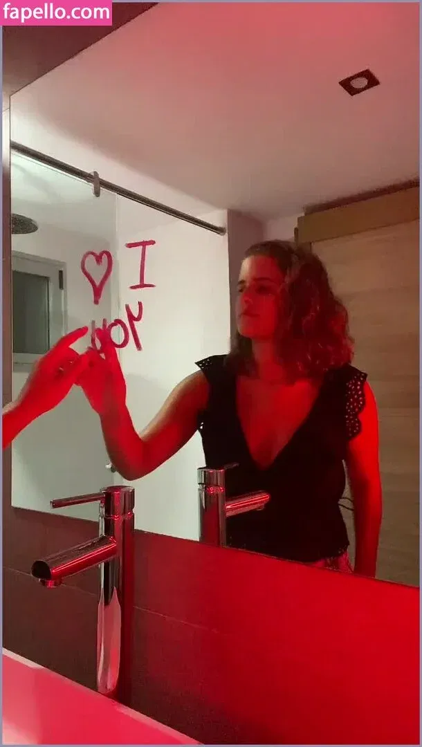 Veronica & Olivia Onlyfans Photo Gallery 