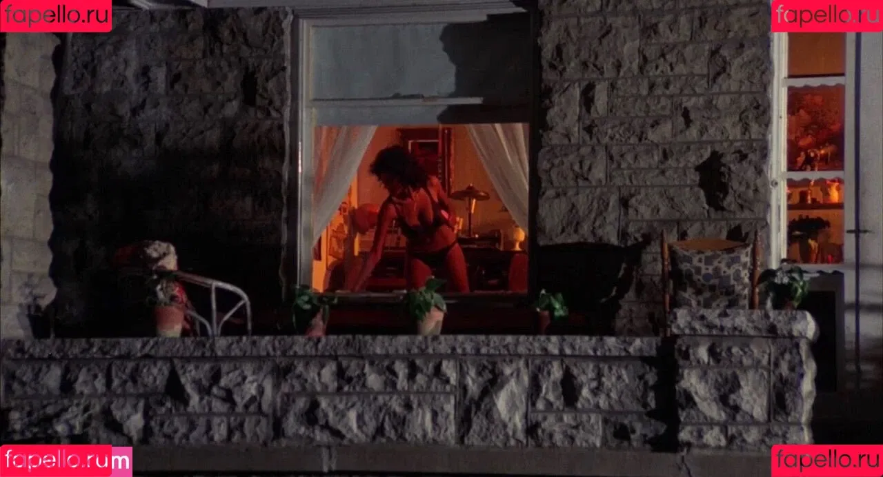Pam Grier Onlyfans Photo Gallery 