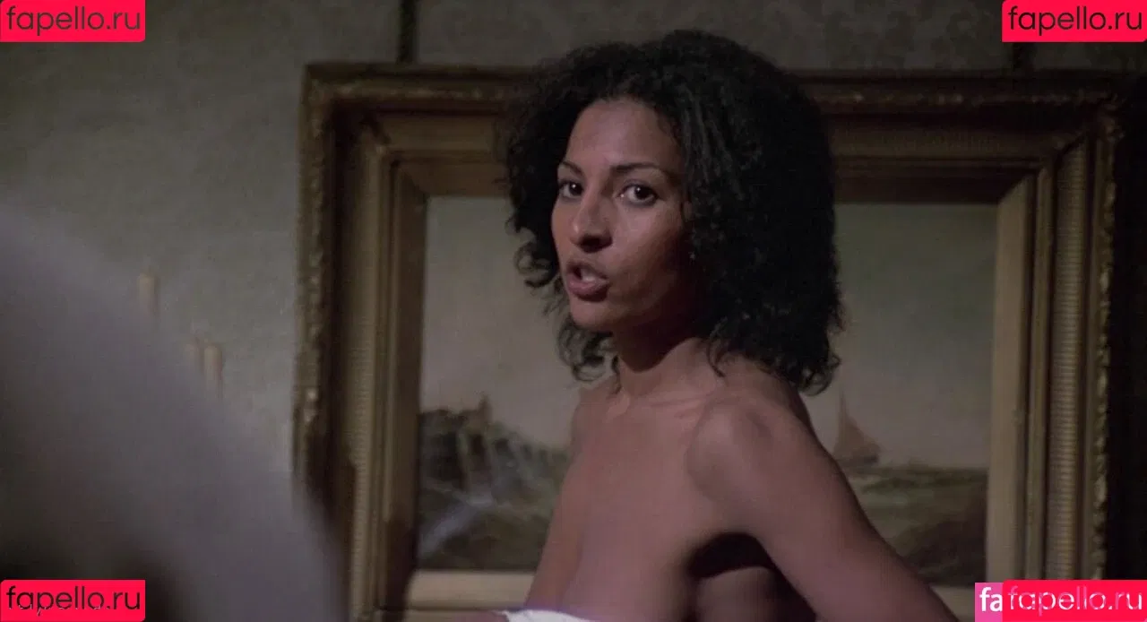 Pam Grier Onlyfans Photo Gallery 