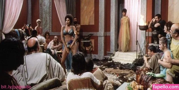 Pam Grier Onlyfans Photo Gallery 