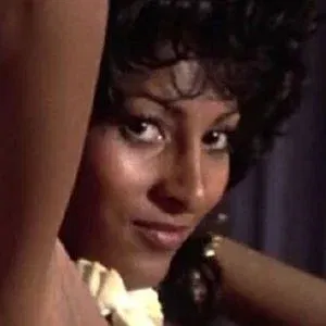 Pam Grier Onlyfans Photo Gallery 