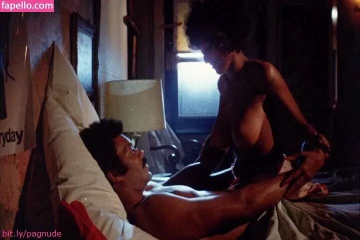 Pam Grier Onlyfans Photo Gallery 