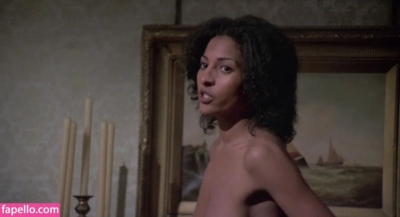 Pam Grier Onlyfans Photo Gallery 