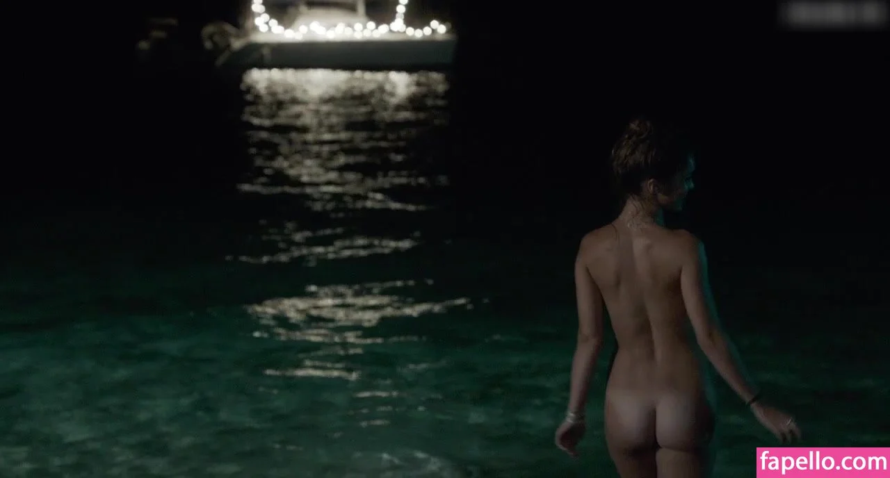 Lola Le Lann Onlyfans Photo Gallery 