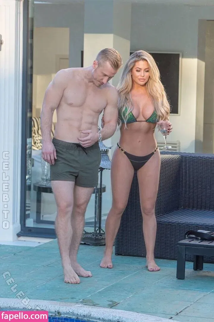 Bianca Gascoigne Onlyfans Photo Gallery 