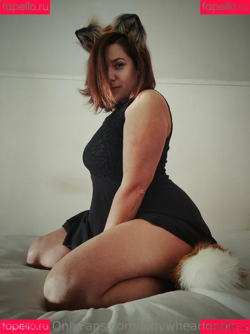 ladywheadphones Onlyfans Photo Gallery 