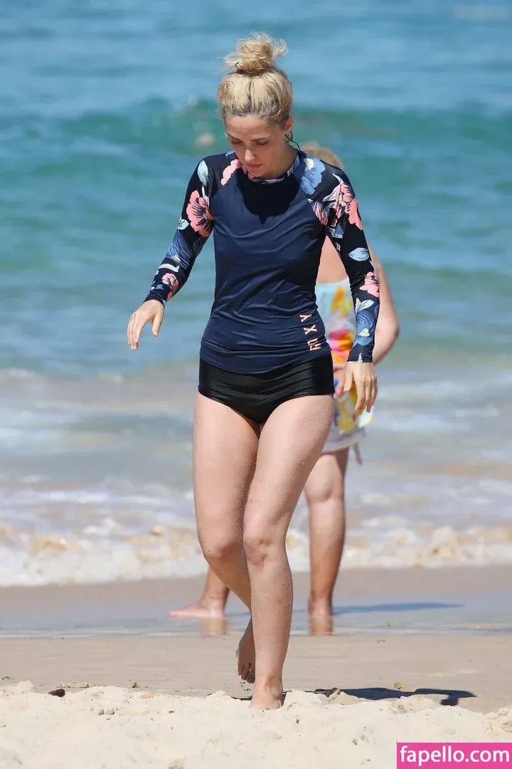 Rose Byrne Onlyfans Photo Gallery 