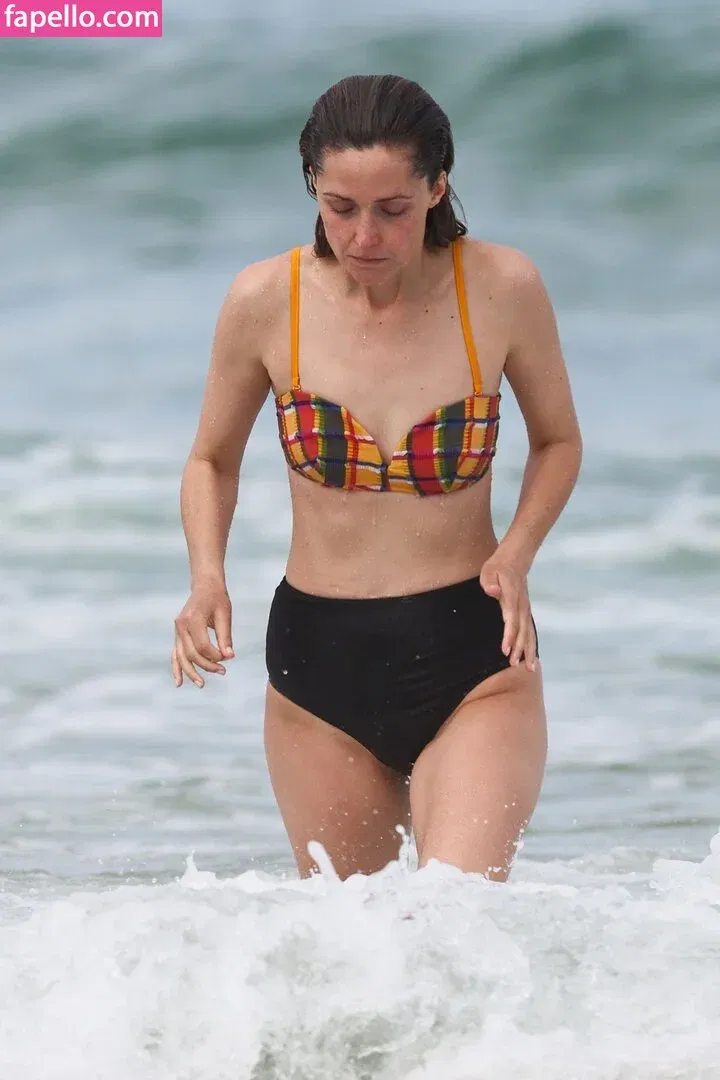 Rose Byrne Onlyfans Photo Gallery 