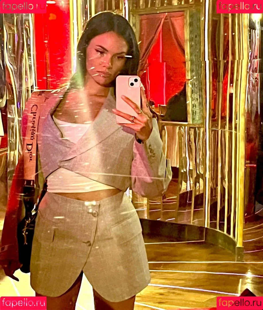 Sinéad Harnett Onlyfans Photo Gallery 