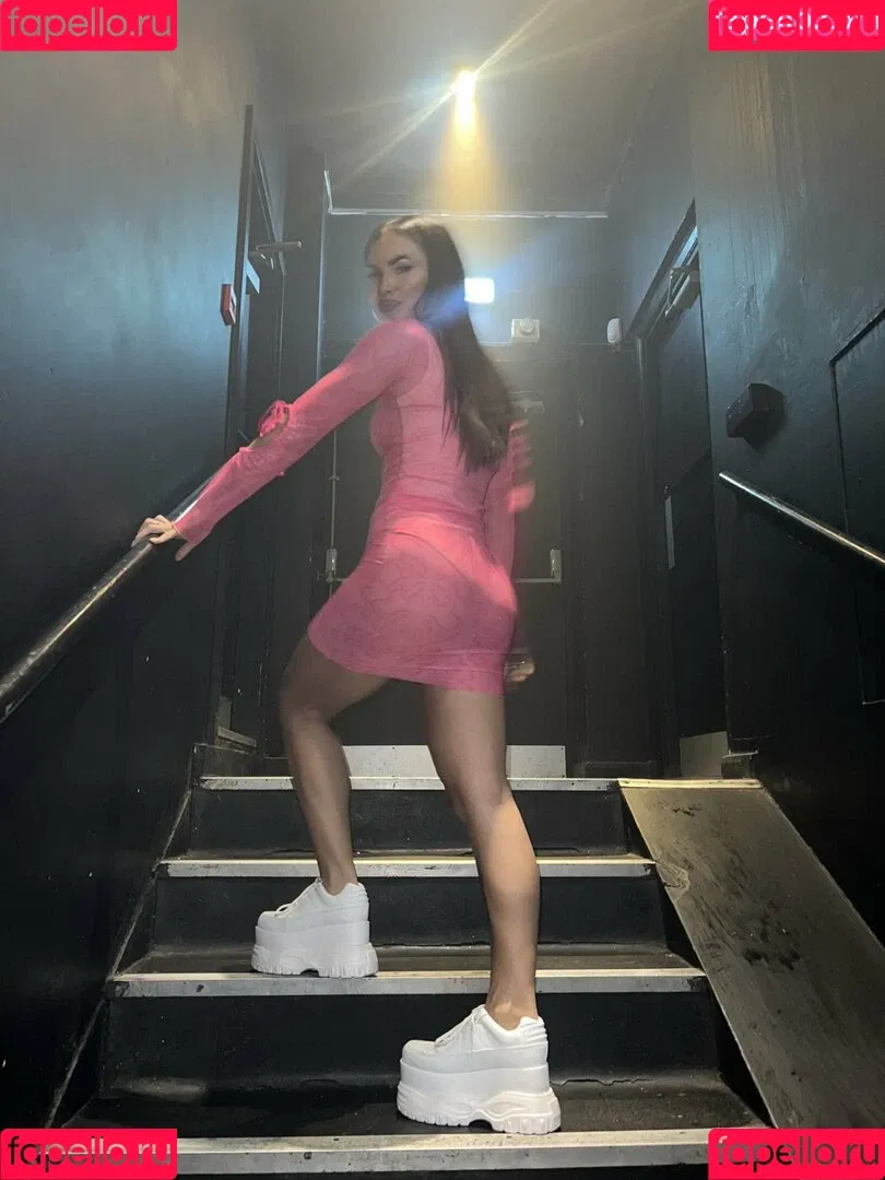Sinéad Harnett Onlyfans Photo Gallery 