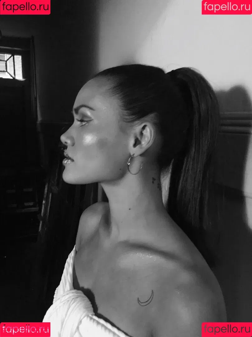 Sinéad Harnett Onlyfans Photo Gallery 