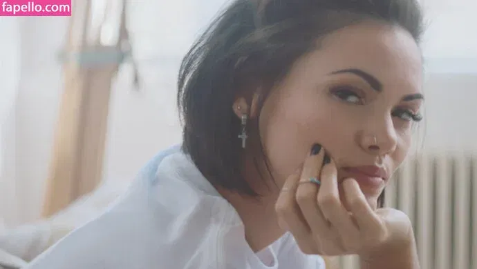 Sinéad Harnett Onlyfans Photo Gallery 