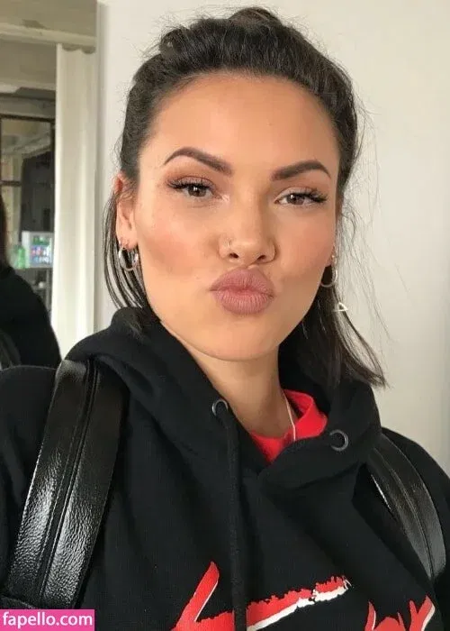 Sinéad Harnett Onlyfans Photo Gallery 