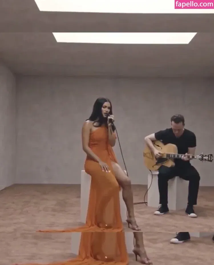 Sinéad Harnett Onlyfans Photo Gallery 