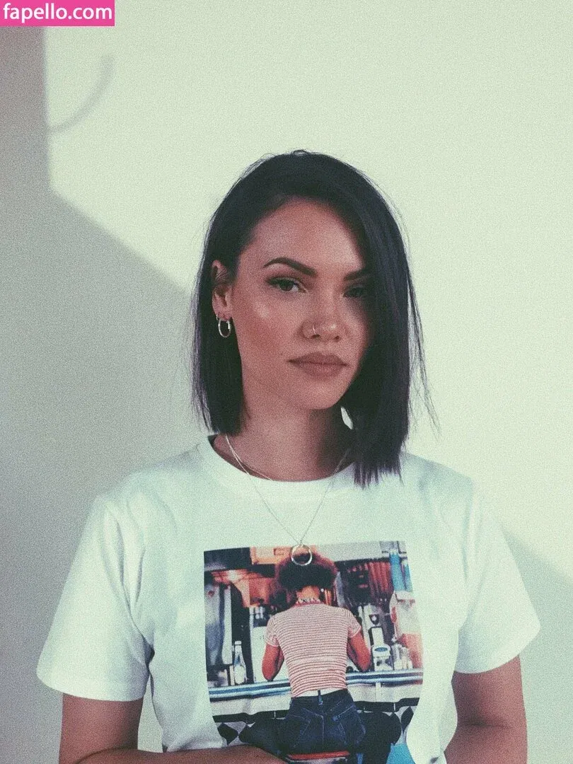 Sinéad Harnett Onlyfans Photo Gallery 