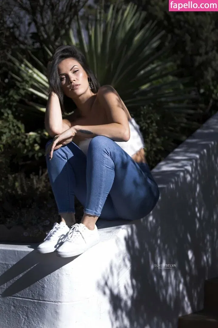 Sinéad Harnett Onlyfans Photo Gallery 