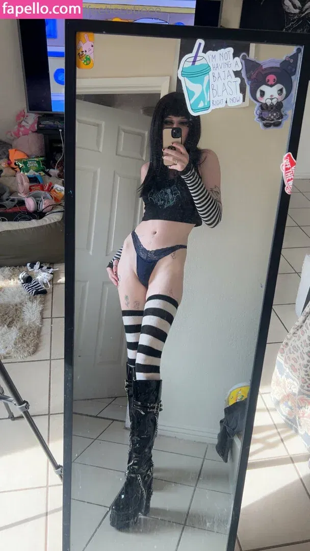 feetiecutieee Onlyfans Photo Gallery 