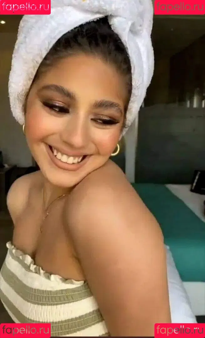 Mayan El Sayed Onlyfans Photo Gallery 