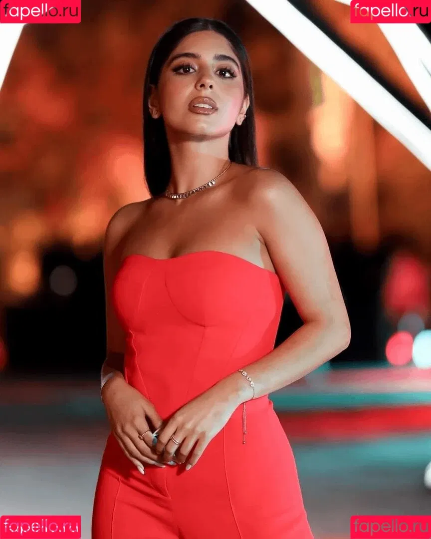 Mayan El Sayed Onlyfans Photo Gallery 