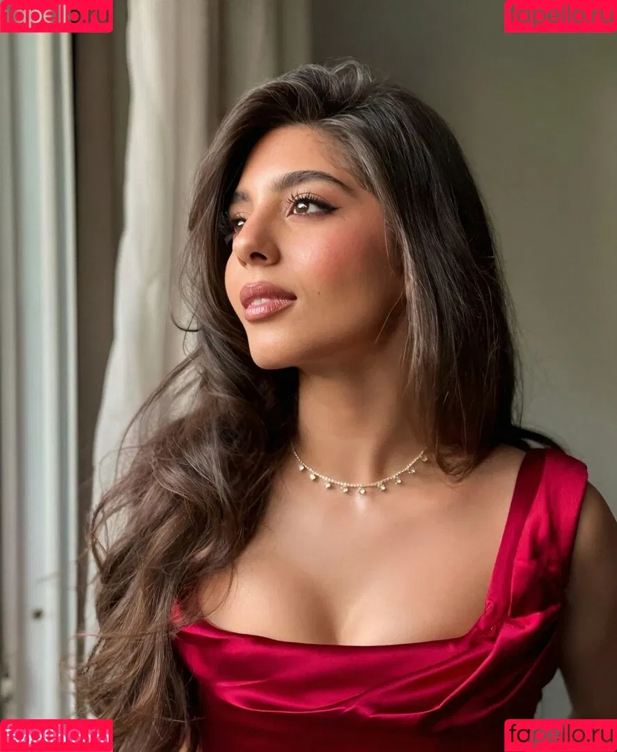 Mayan El Sayed Onlyfans Photo Gallery 