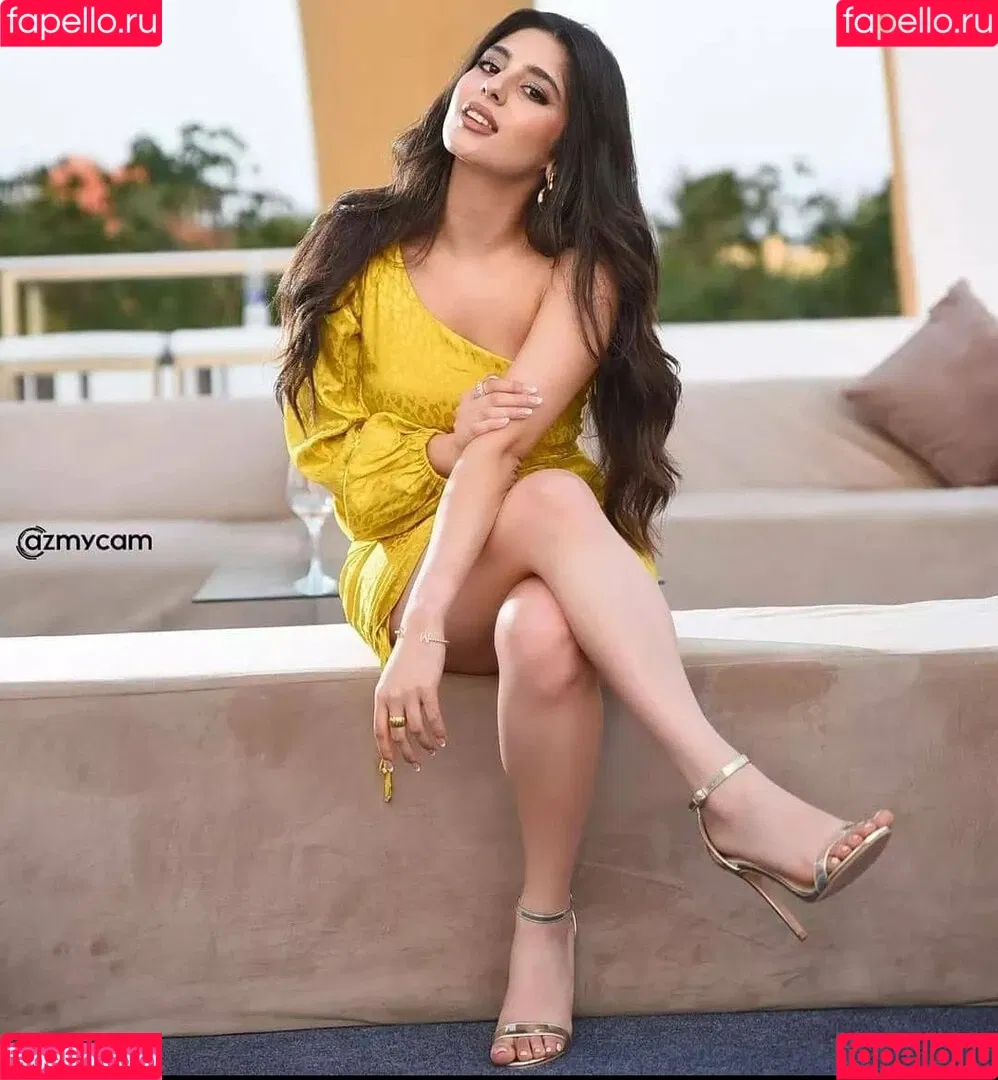 Mayan El Sayed Onlyfans Photo Gallery 