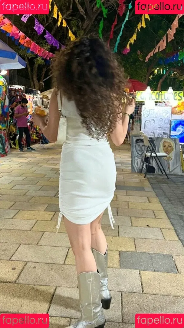 Mayan El Sayed Onlyfans Photo Gallery 