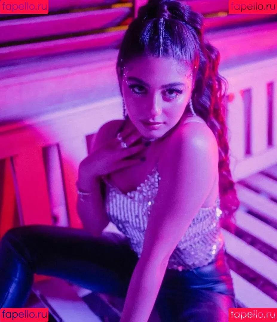 Mayan El Sayed Onlyfans Photo Gallery 
