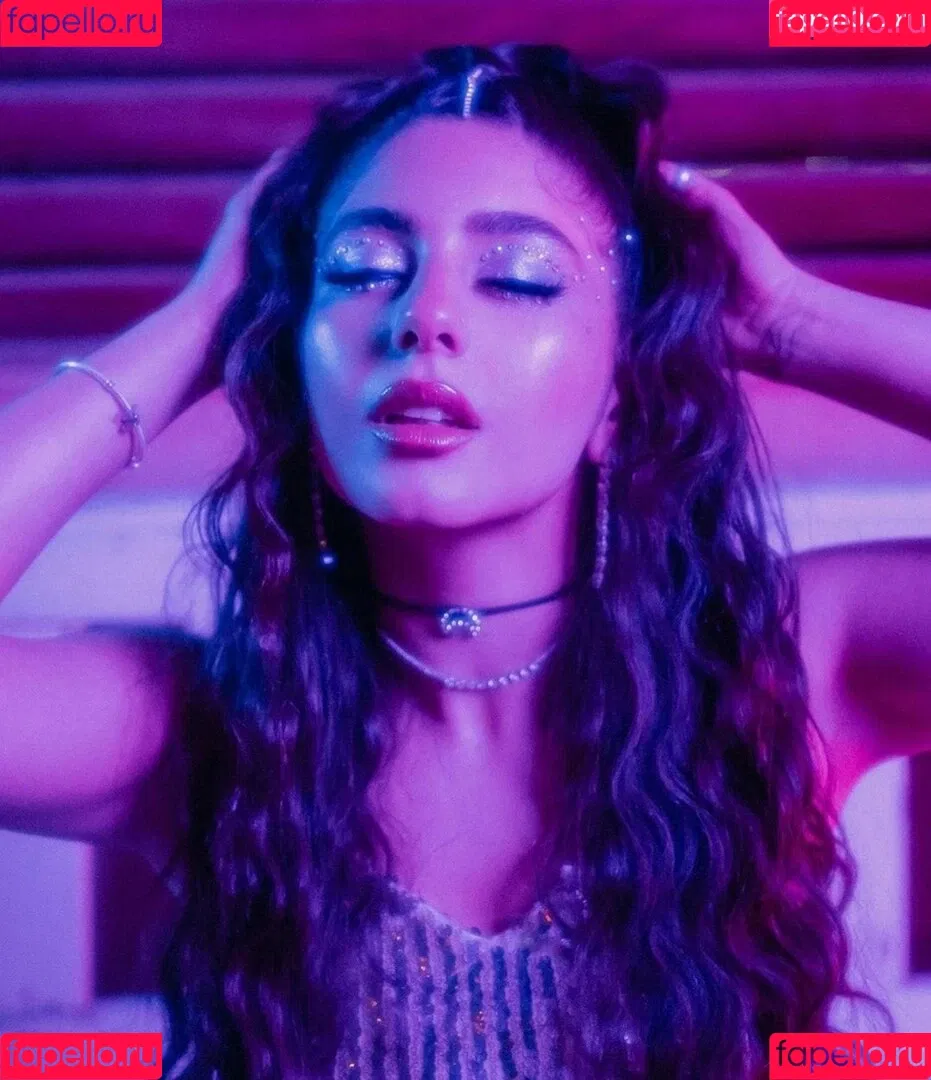 Mayan El Sayed Onlyfans Photo Gallery 