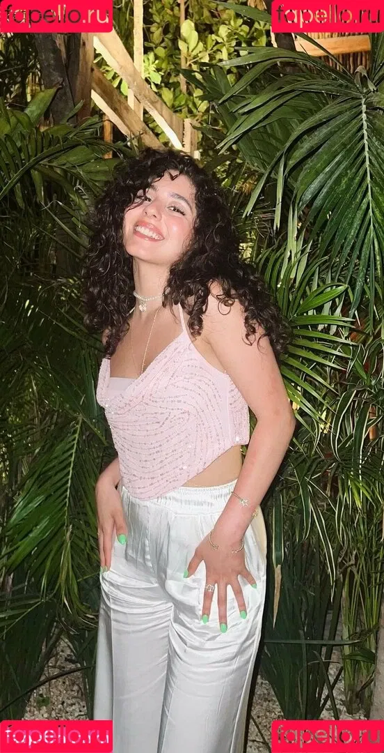 Mayan El Sayed Onlyfans Photo Gallery 