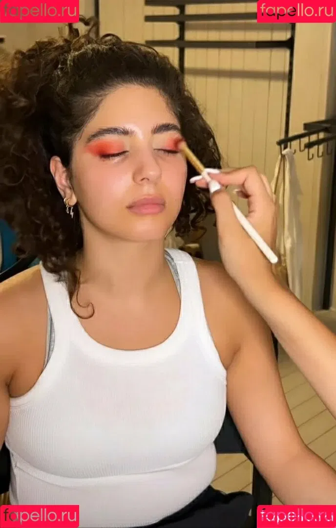 Mayan El Sayed Onlyfans Photo Gallery 