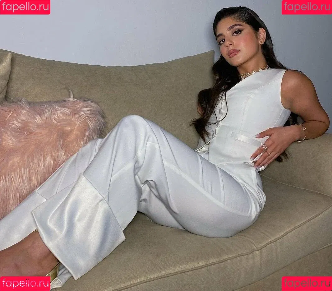Mayan El Sayed Onlyfans Photo Gallery 