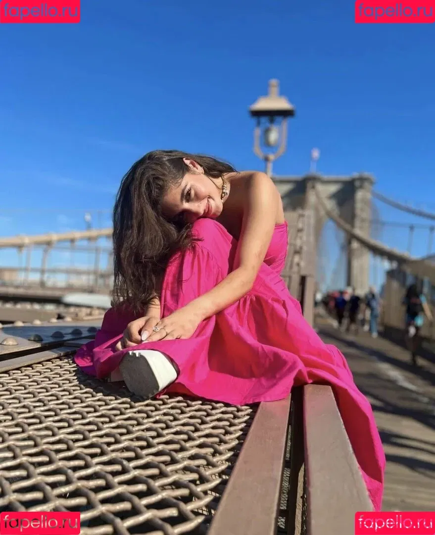 Mayan El Sayed Onlyfans Photo Gallery 