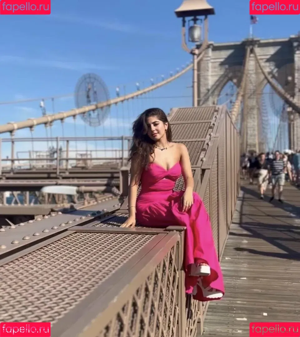 Mayan El Sayed Onlyfans Photo Gallery 