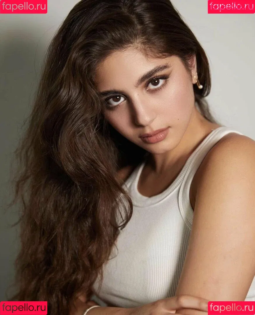 Mayan El Sayed Onlyfans Photo Gallery 