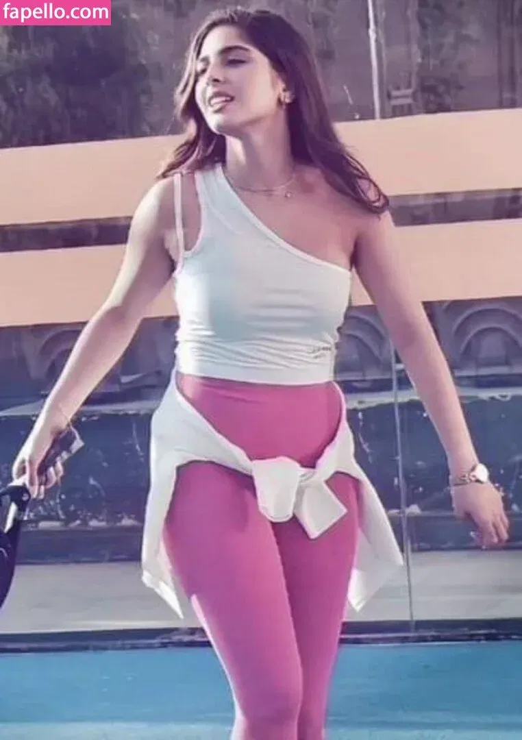 Mayan El Sayed Onlyfans Photo Gallery 