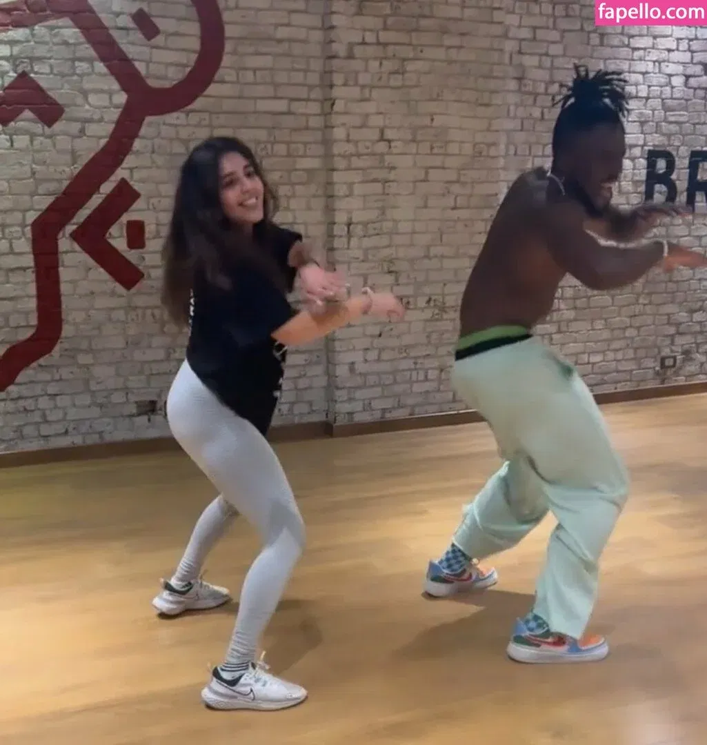 Mayan El Sayed Onlyfans Photo Gallery 