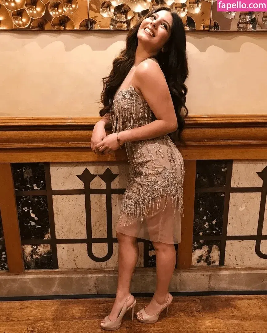 Mayan El Sayed Onlyfans Photo Gallery 