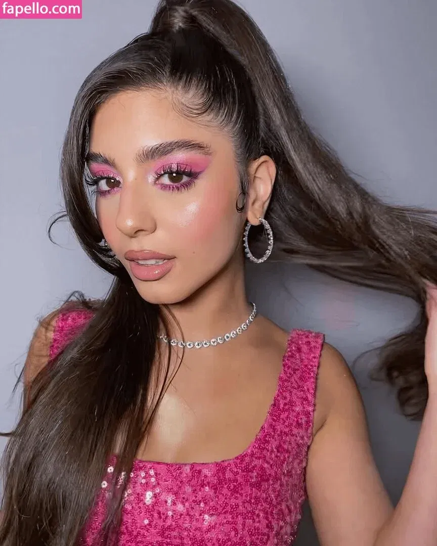 Mayan El Sayed Onlyfans Photo Gallery 