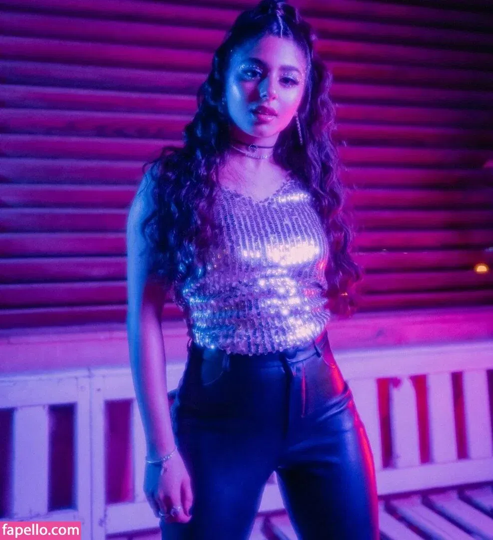 Mayan El Sayed Onlyfans Photo Gallery 